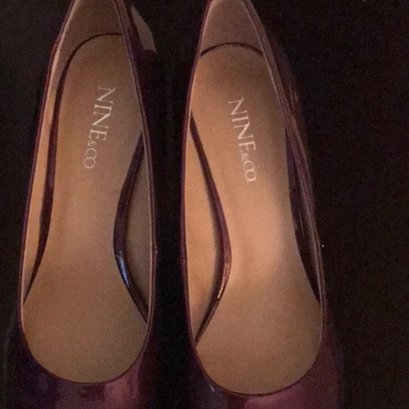 Shoes - Picture 4 of 4